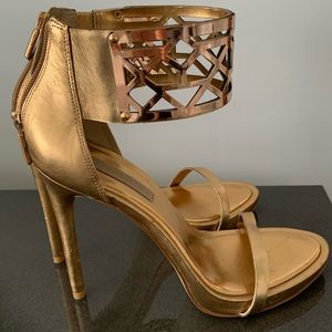 Bcbgmaxazria high heel rose gold sandals size 10